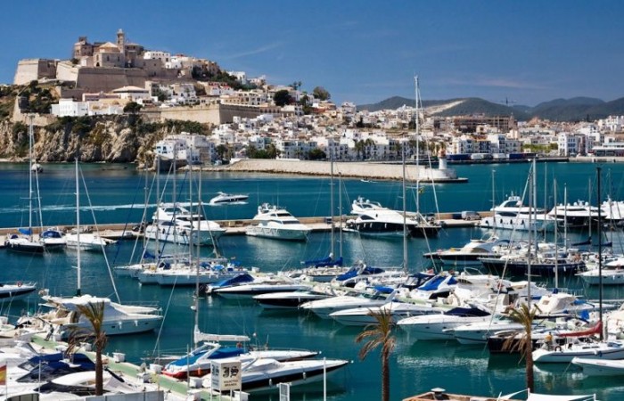 Fantastische Palacio Bardaji te koop in Ibiza